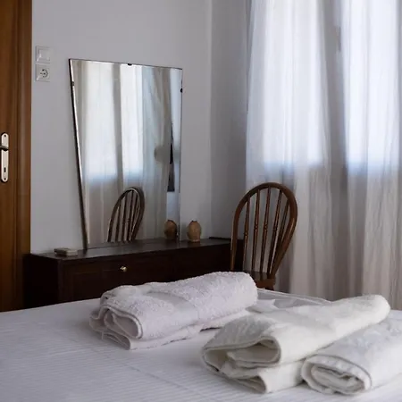 Hébergement de vacances Our Parent's House. Family House For Rent Skála Kallirákhis