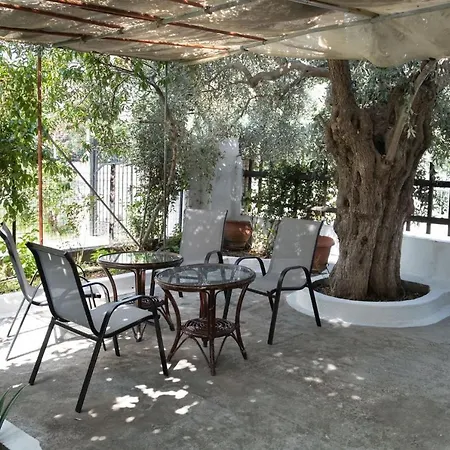 Our Parent's House. Family House For Rent Holiday home *