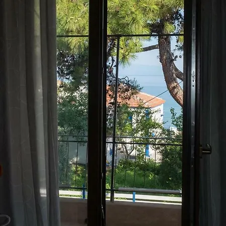 Our Parent's House. Family House For Rent Skala Kallirakhis