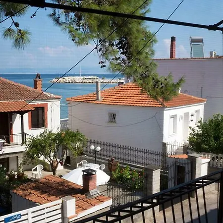 Our Parent's House. Family House For Rent بيت للعطل