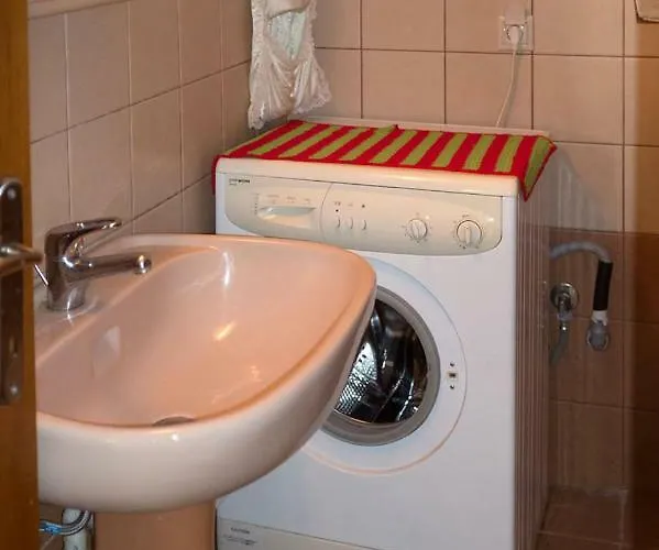 Our Parent's House. Family House For Rent Skála Kallirákhis